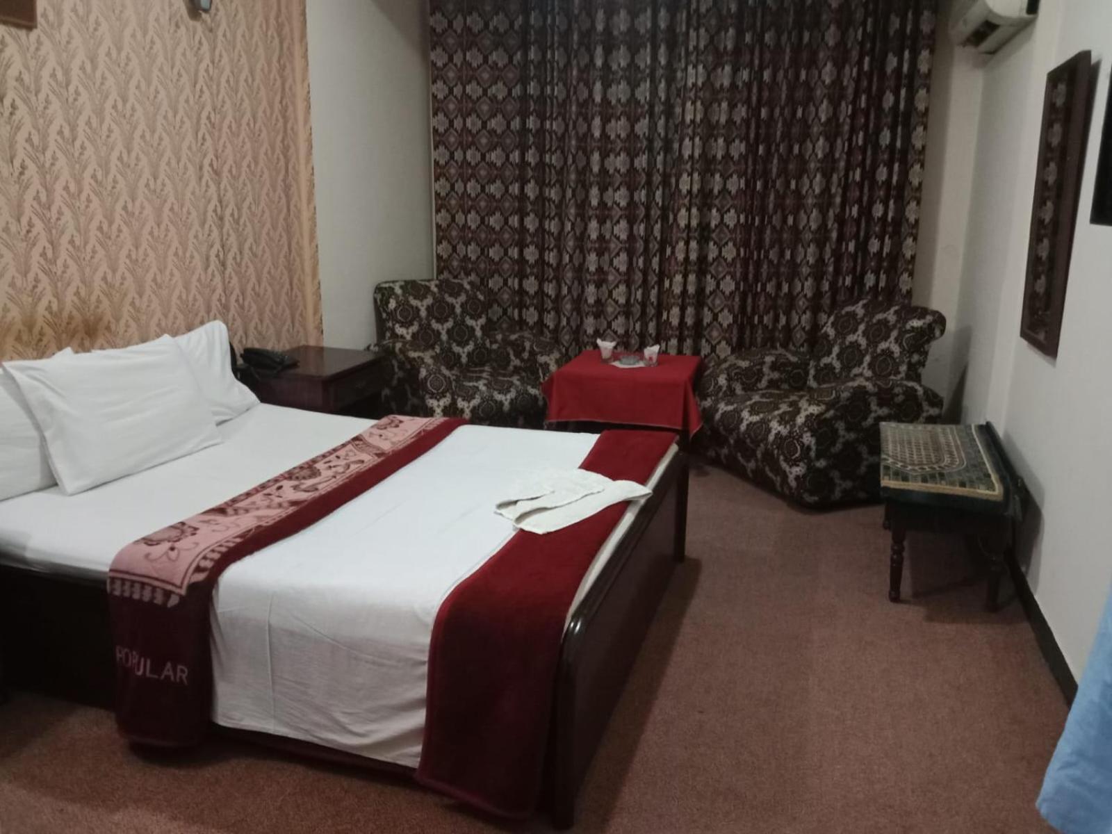 Hotel Al Badar Rawalpindi Extérieur photo
